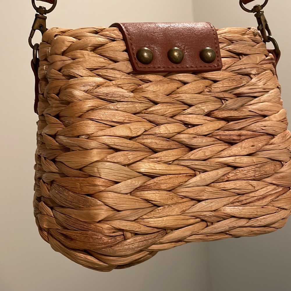 Straw Summer Bag (with detachable strap) - Picture 7 of 11